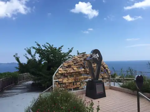 鄰近熱海秘寶館的酒店