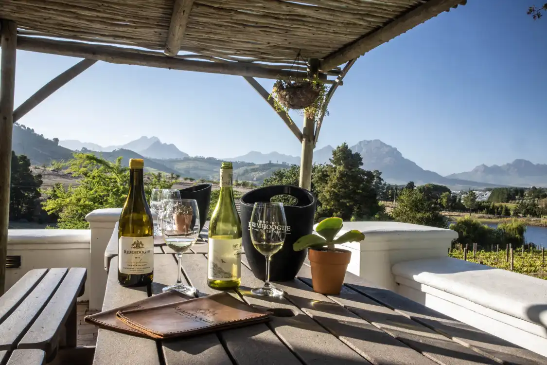 Hotels near Remhoogte Wine Estate
