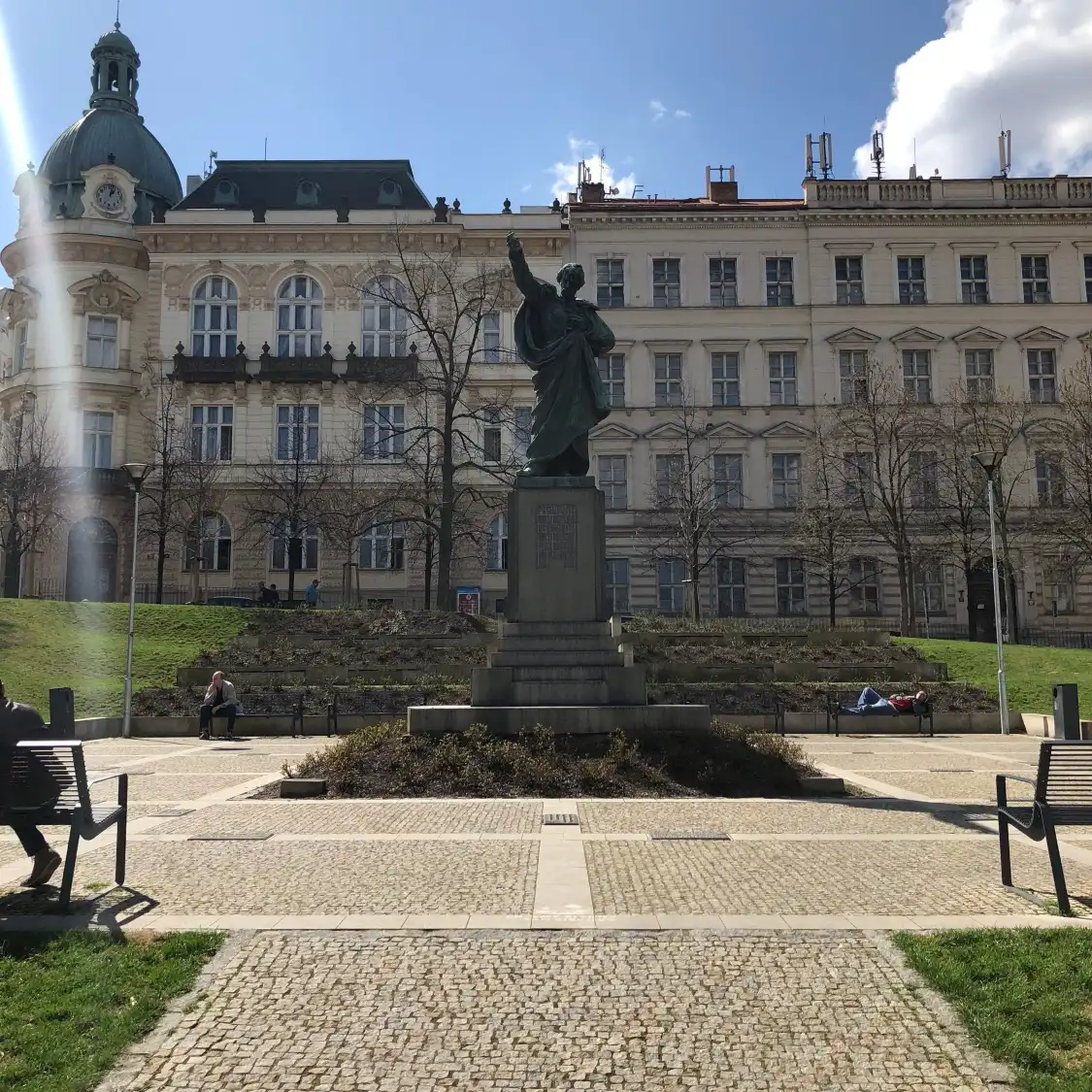 Hotel in zona Karel Havlicek Borovsky Monument