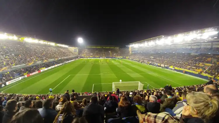 Hotels near Estadio of the Ceramica