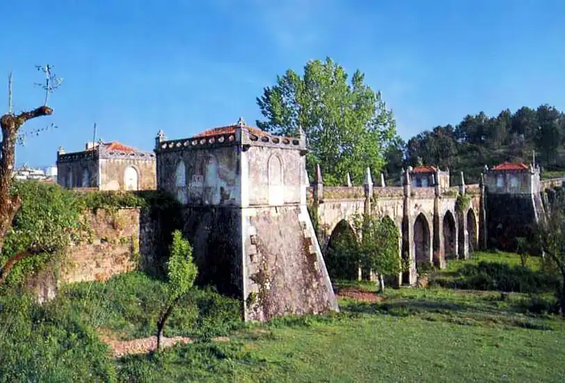 Hotels near Ponte da Boutaca