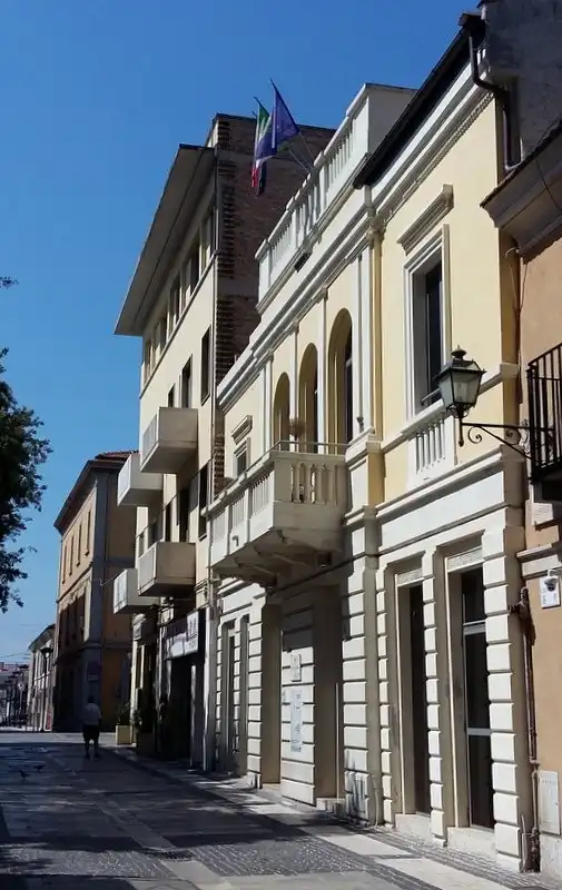 Hotel in zona Circolo Aternino