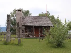 Four Winds Indian Trading Post