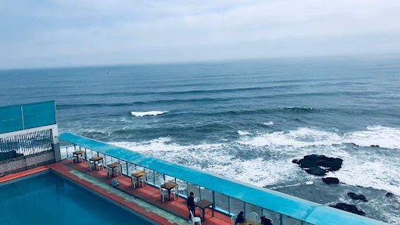 Complejo turístico barranca beach