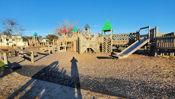 Leonard C Lopes Memorial Park