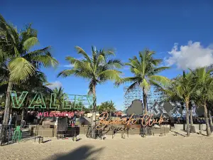 Valley Beach Club - beach