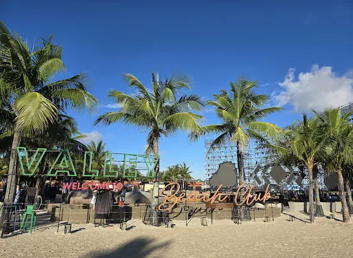 Valley Beach Club - beach