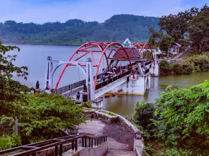 Obyek Wisata Goa Kreo