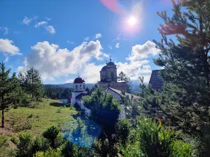 Crkva Svetog velikomučenika Pantelejmona
