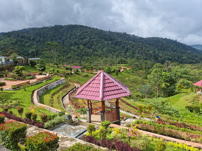 Kebun Raya Liwa