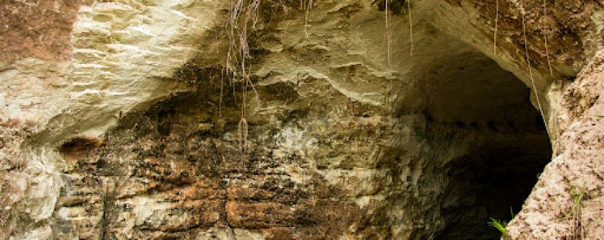 Rauna Devil's Cave