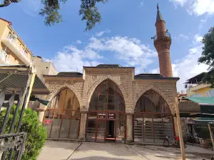 Çakaloz Camii