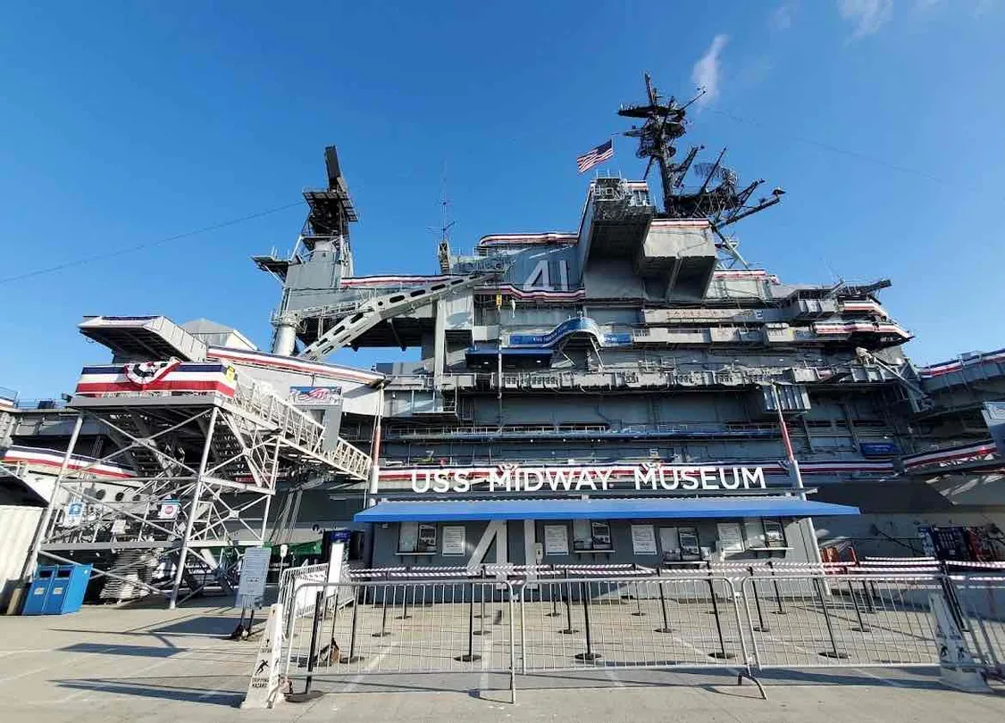 5_USS Midway Museum