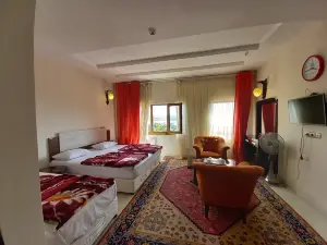 Shourabil Lake