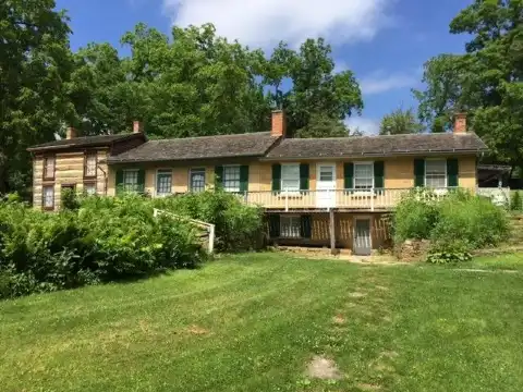 미네랄 포인트 호텔