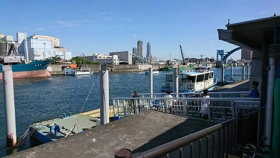 木津川渡輪附近的飯店