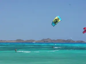 Flag Beach Windsurf & Kitesurf Centre