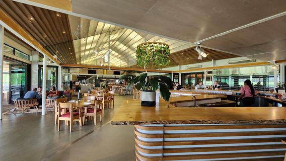 Leopard’s Leap Restaurant & Wine Farm