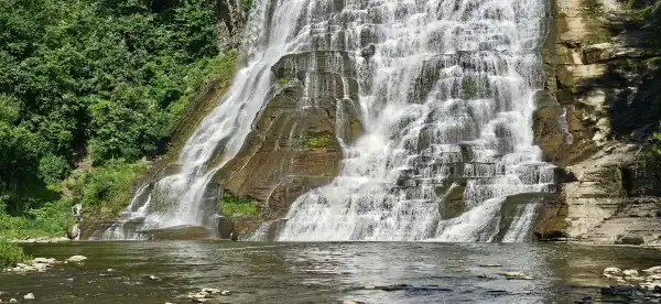 Hotels in Ithaca