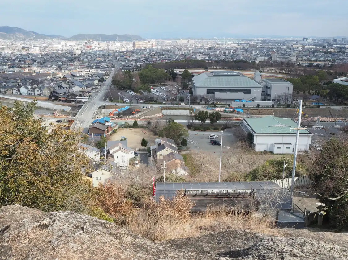 Hotels near Oushiko Shrine