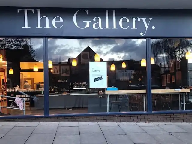 Hotels near Art Centre & Gallery