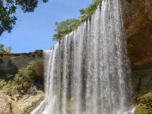 Grotte d'Anjohibe