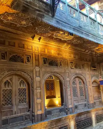 Hotels near Sethi House Museum