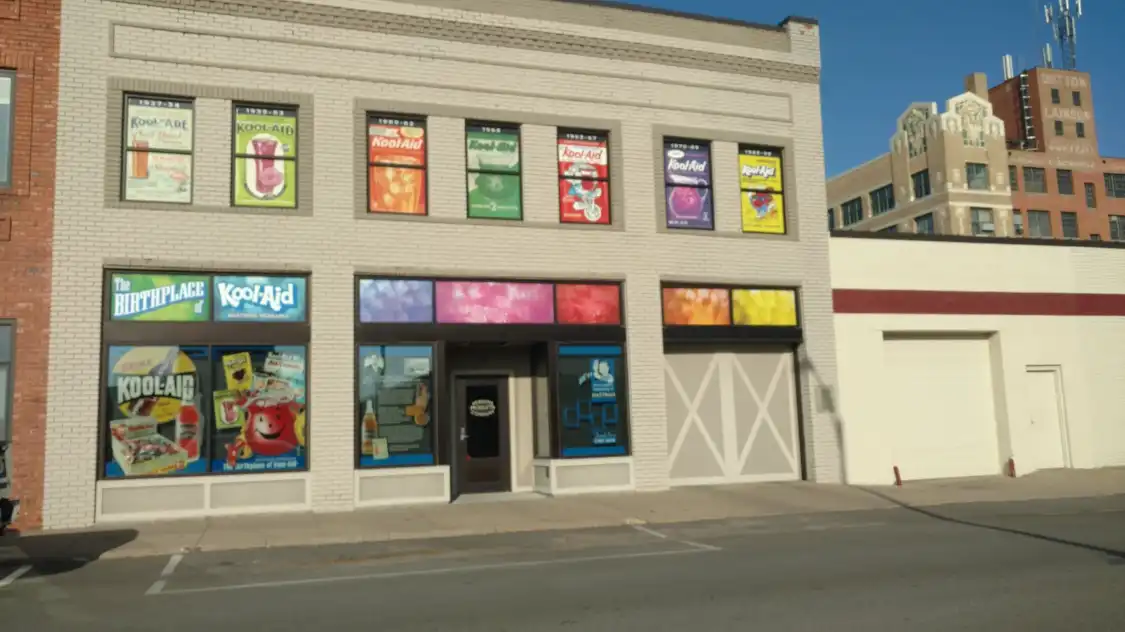 Hotel dekat Birthplace of Kool-Aid