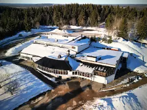 Naapurinvaaran Huvikeskus