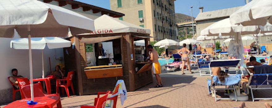 Swimming Sestri Center