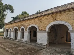 Kadhar Bangla