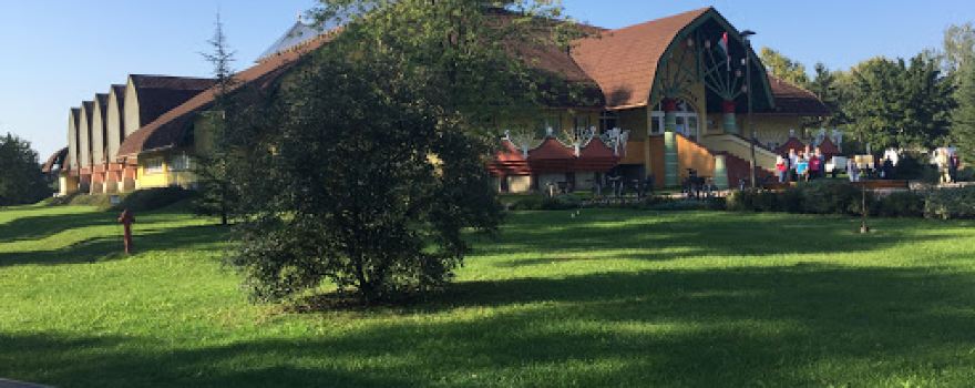 Nagyatád Városi Sportcsarnok
