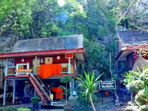 Wat Khao Hin Thoen