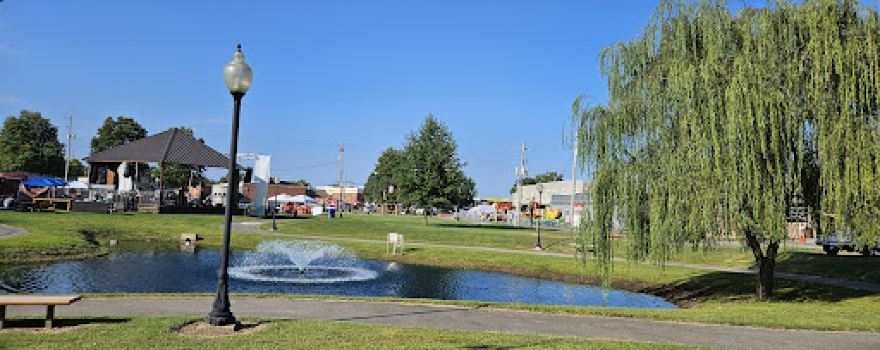 Pontotoc Park and Pontotoc Community Center