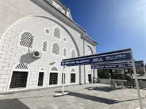Koyulhisar Merkez Cami
