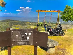 Miradouro dos Contrabandistas - Baloiço São Caetano