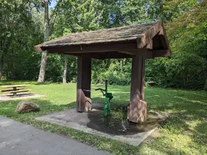 Brown Roadside Park