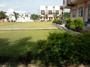 R C Marriage Garden