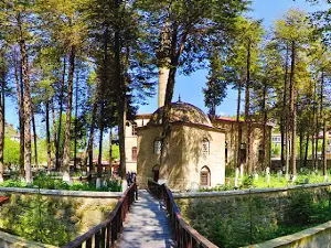 Akşemsettin Türbesi