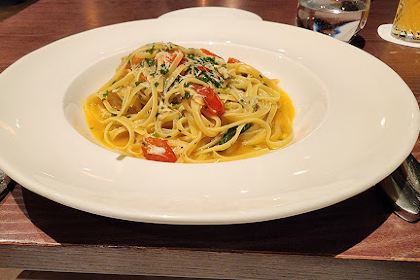 Manicomio - Gutter Lane