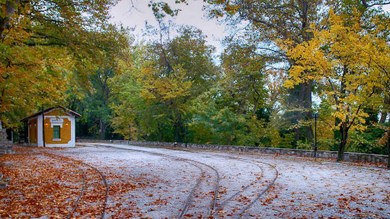 The Train of Pilio (Ano Lekhonia - Milies)