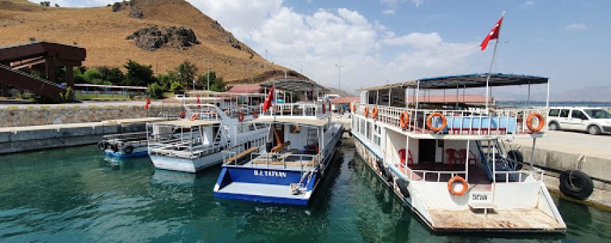 Akdamar Pier