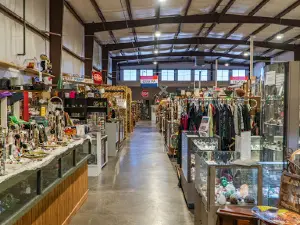 Peachtree Peddler's Flea Market & Antique Centre
