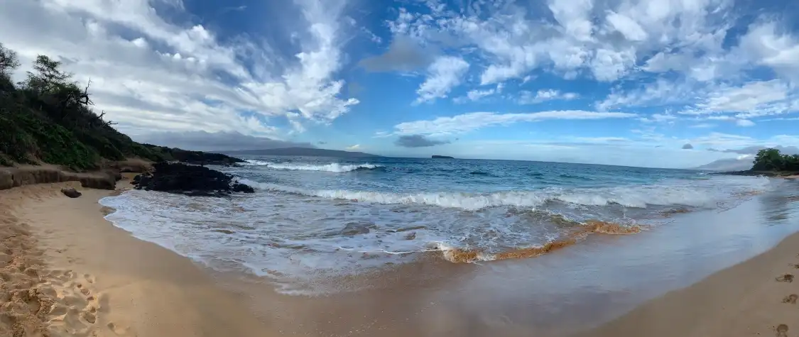 Hotels near Little Beach