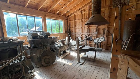 Big Thunder Gold Mine