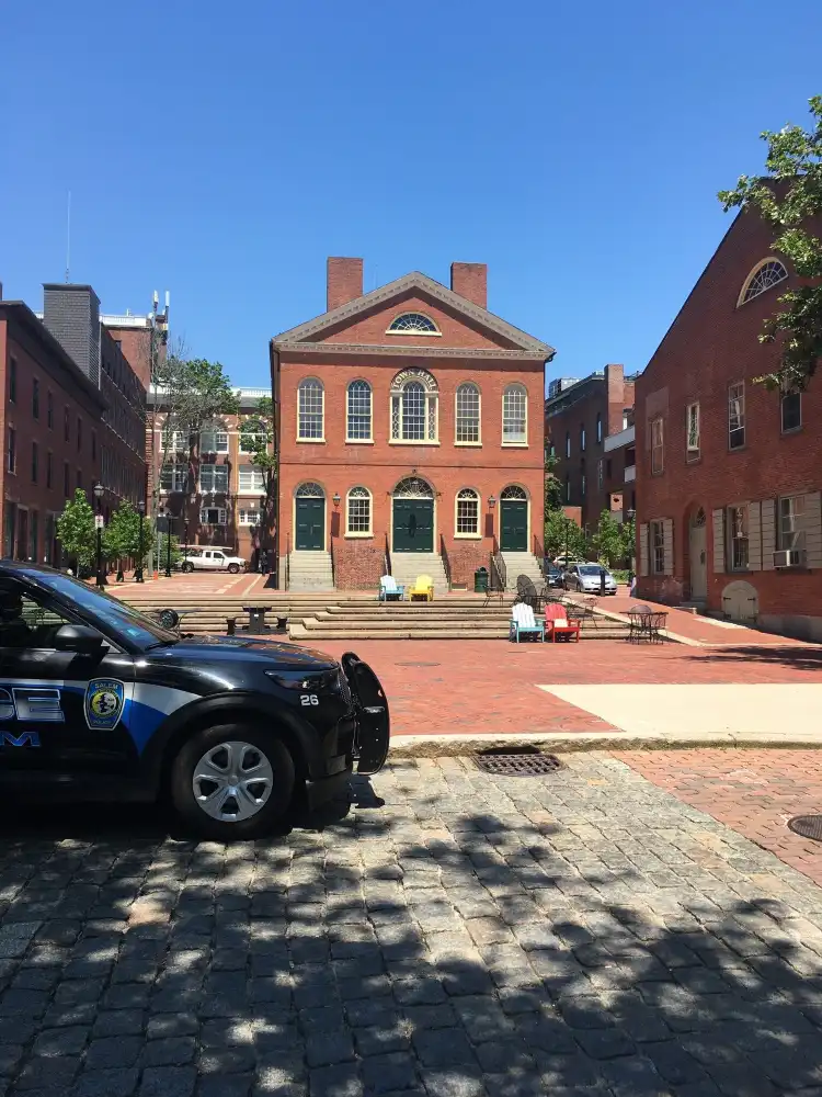 Hotels near The Salem Museum