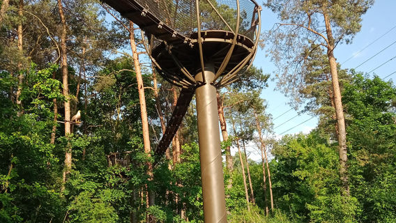 Park linowy i ścianka wspinaczkowa