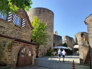 Neuleiningen Castle