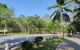 สวนสาธารณะเกาะลำพู