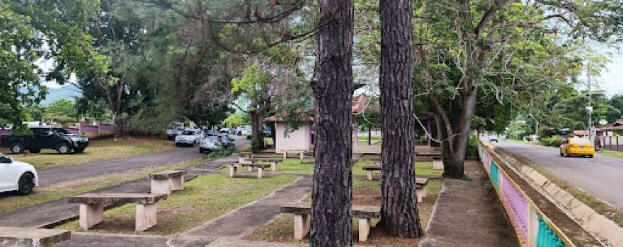 Inicial De Lidice Park